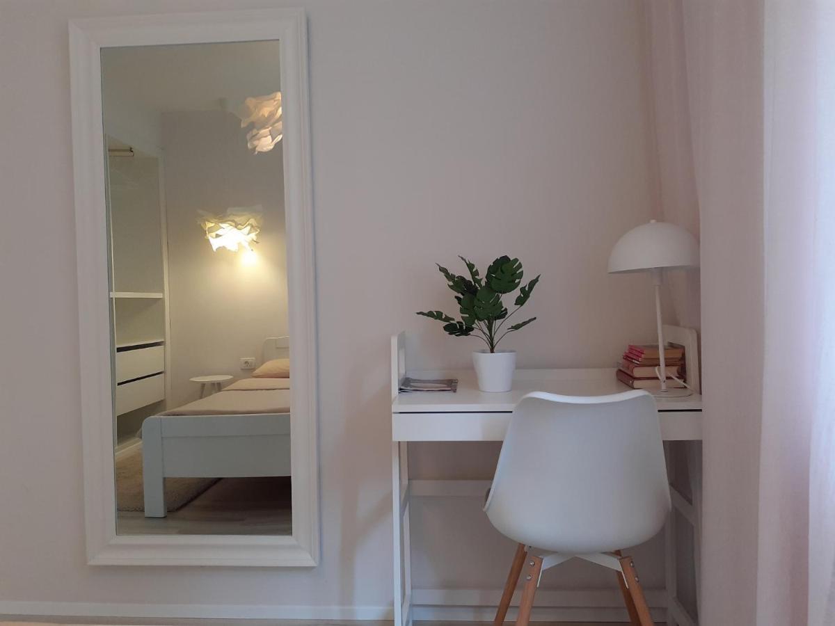 Apartment Vesel Малинска Экстерьер фото
