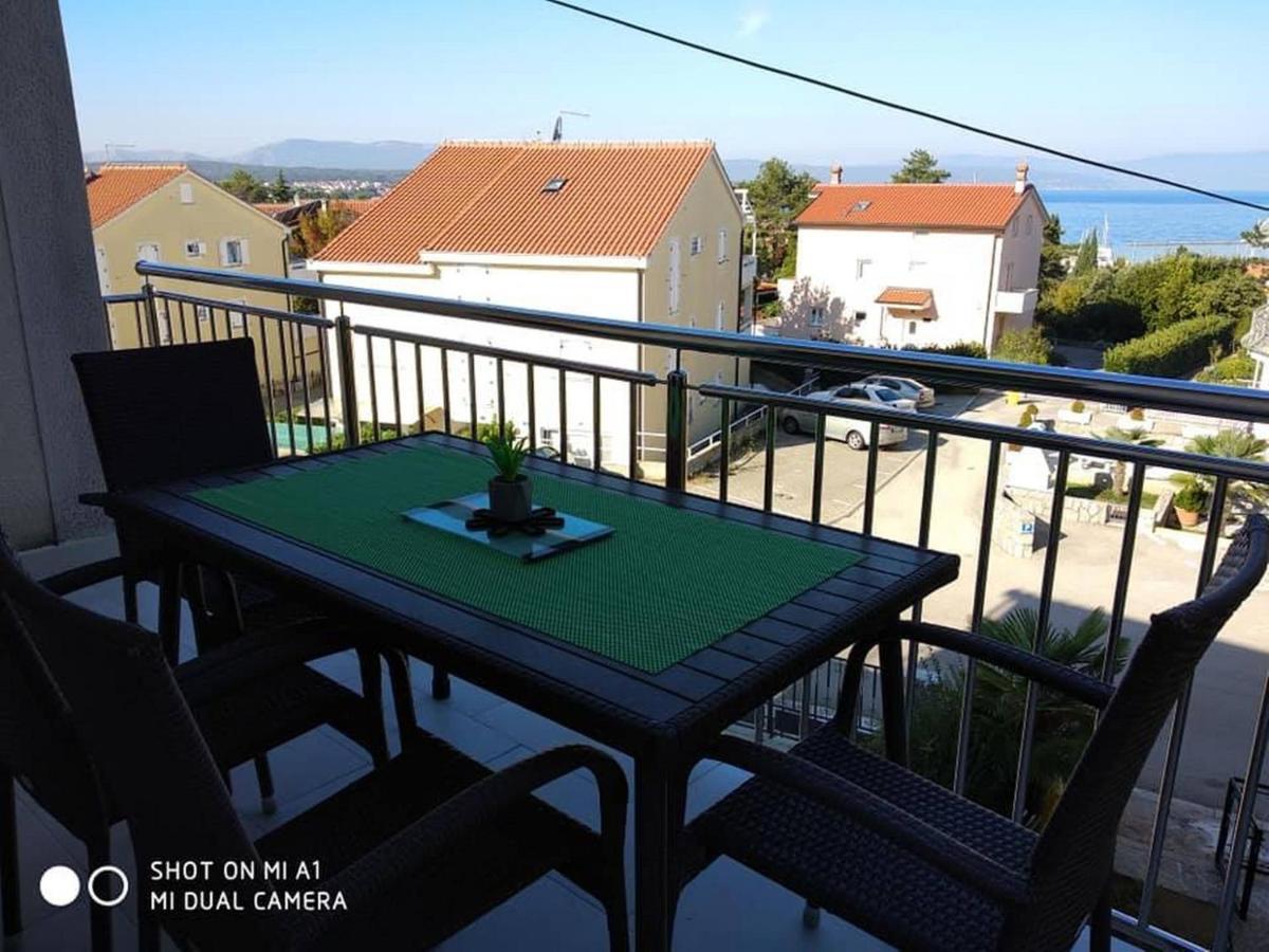 Apartment Vesel Малинска Экстерьер фото