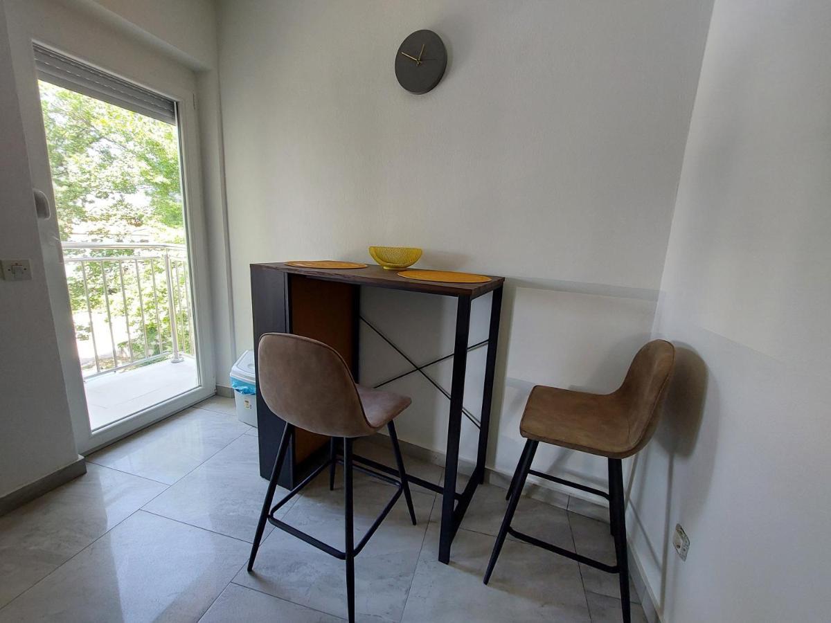 Apartment Vesel Малинска Экстерьер фото