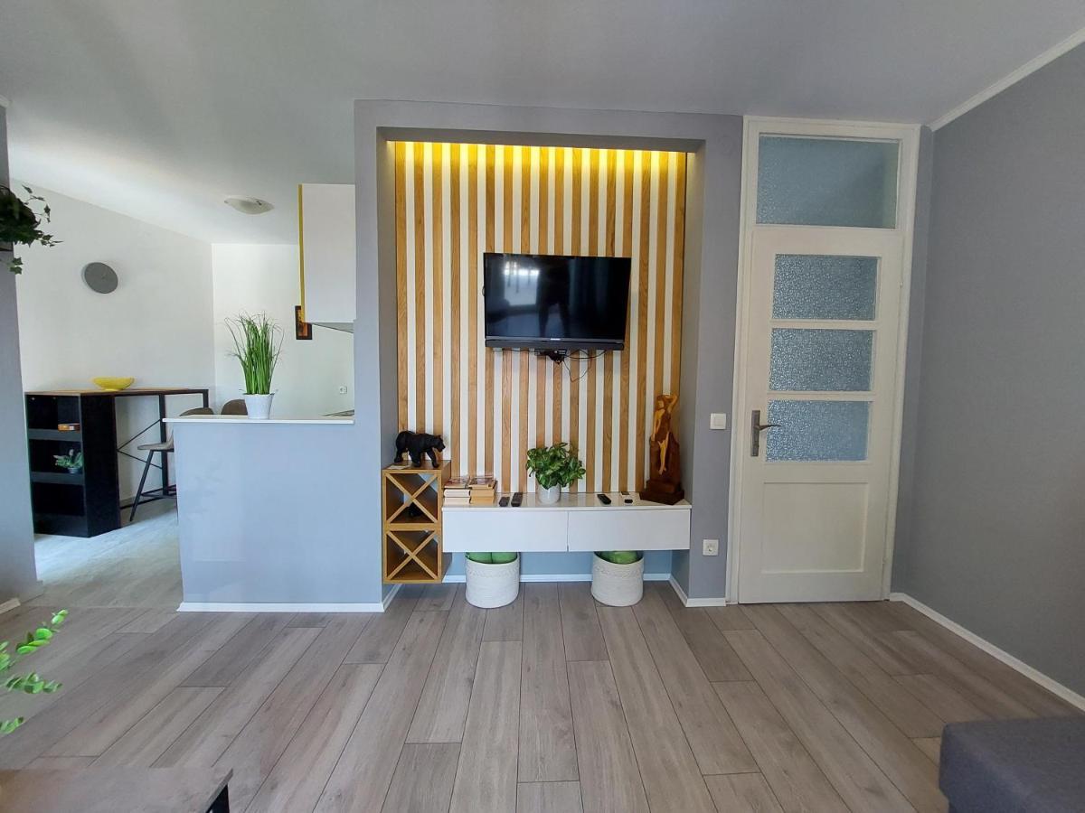 Apartment Vesel Малинска Экстерьер фото
