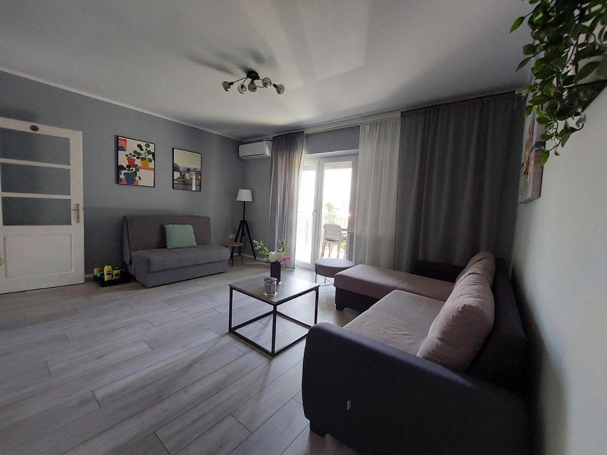 Apartment Vesel Малинска Экстерьер фото
