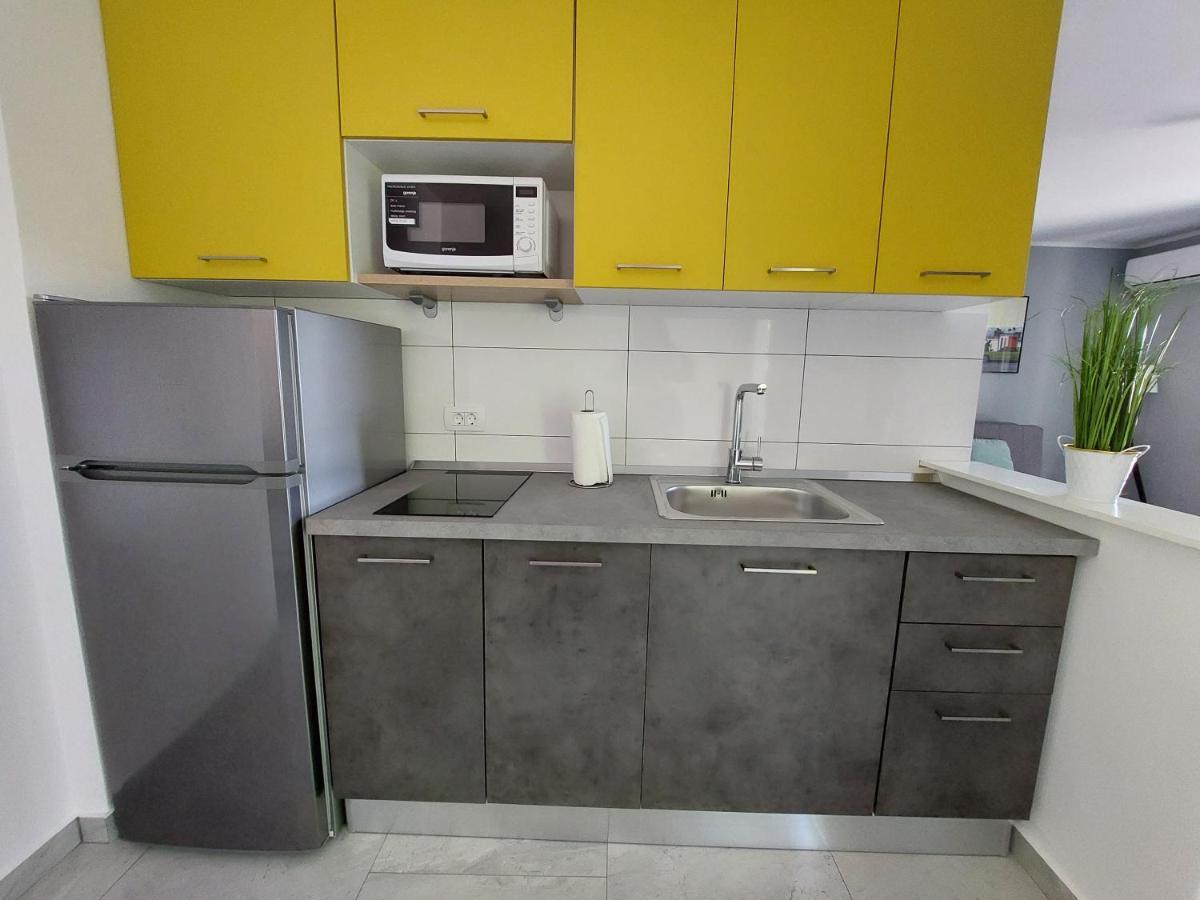 Apartment Vesel Малинска Экстерьер фото