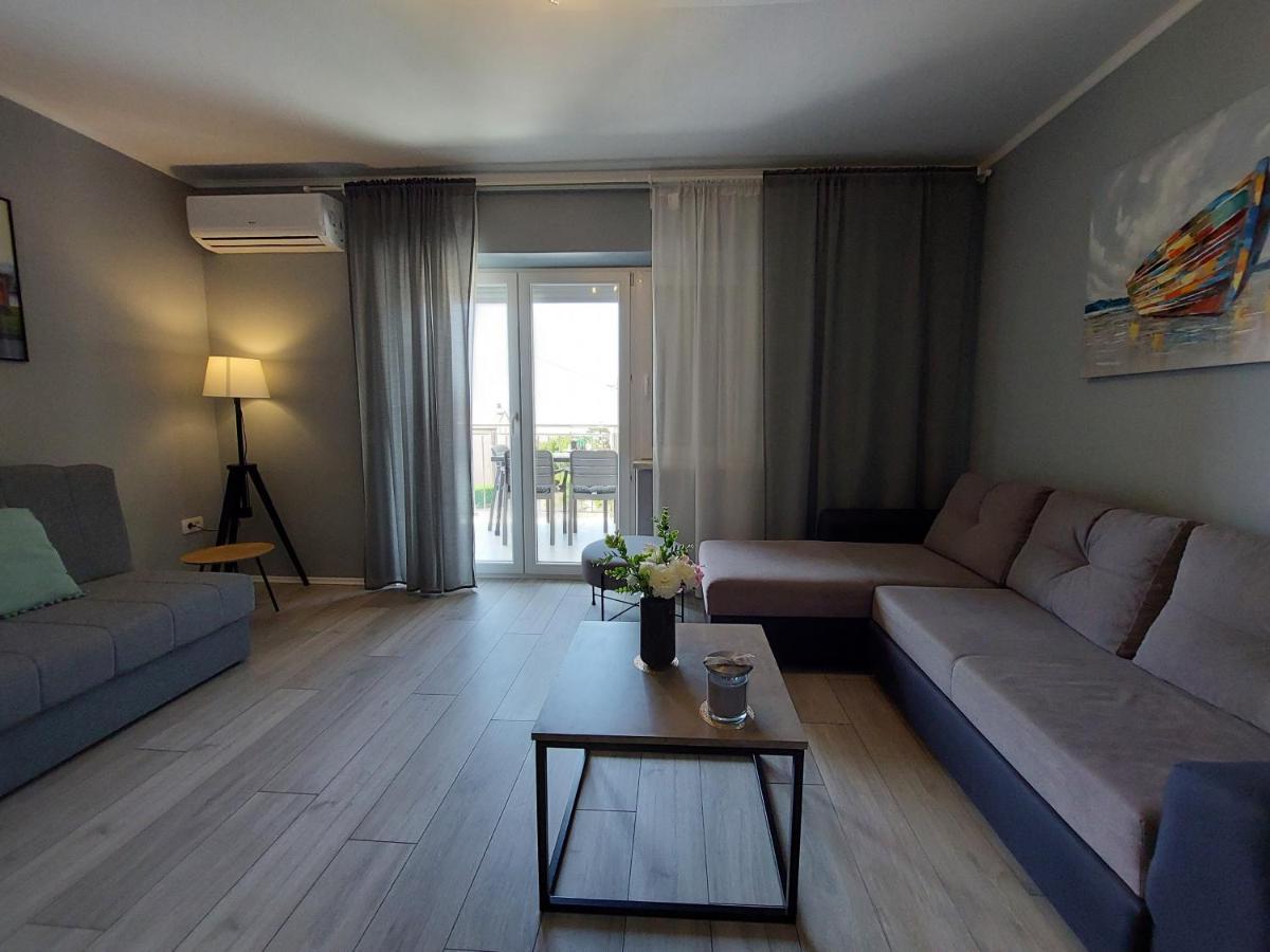 Apartment Vesel Малинска Экстерьер фото